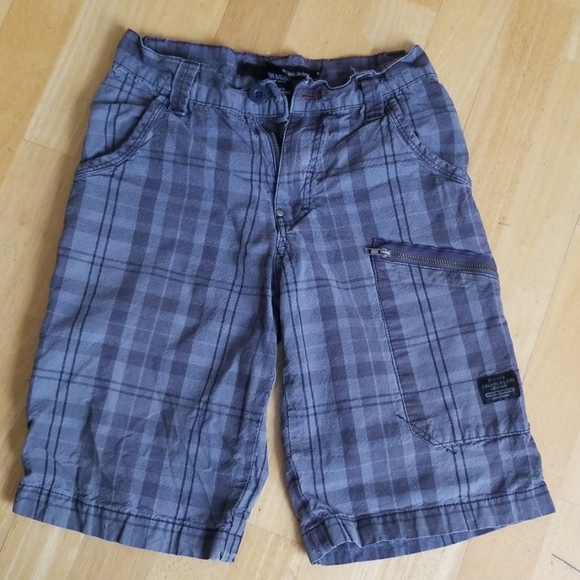 Boy's shorts - Picture 1 of 3